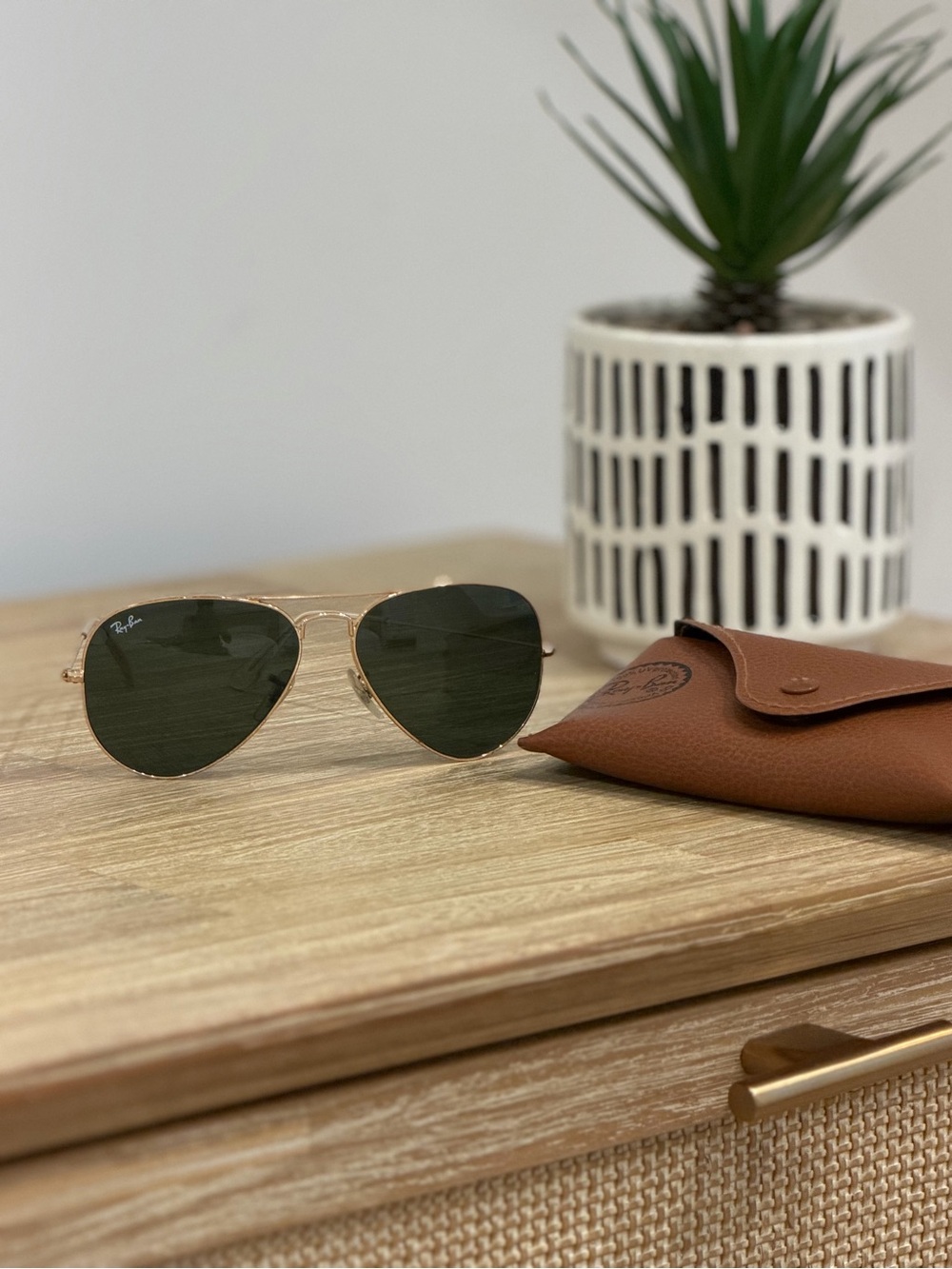 Ray-Ban Aviator Sunglasses in Gold with Green Lenses